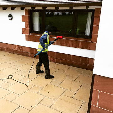 Window Cleaning in Glasgow