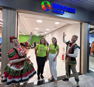 Loja da Brocker Turismo é reaberta no Aeroporto Internacional Salgado Filho