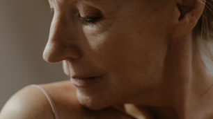 Cuidados cosméticos com a pele madura