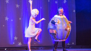 Sbørnia em Revista ao Vivo no Theatro São Pedro em julho 