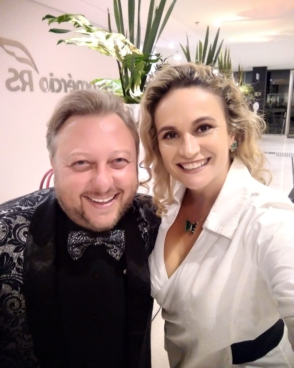 Pianista Rodrigo Soltton e Andrea Oliveira.