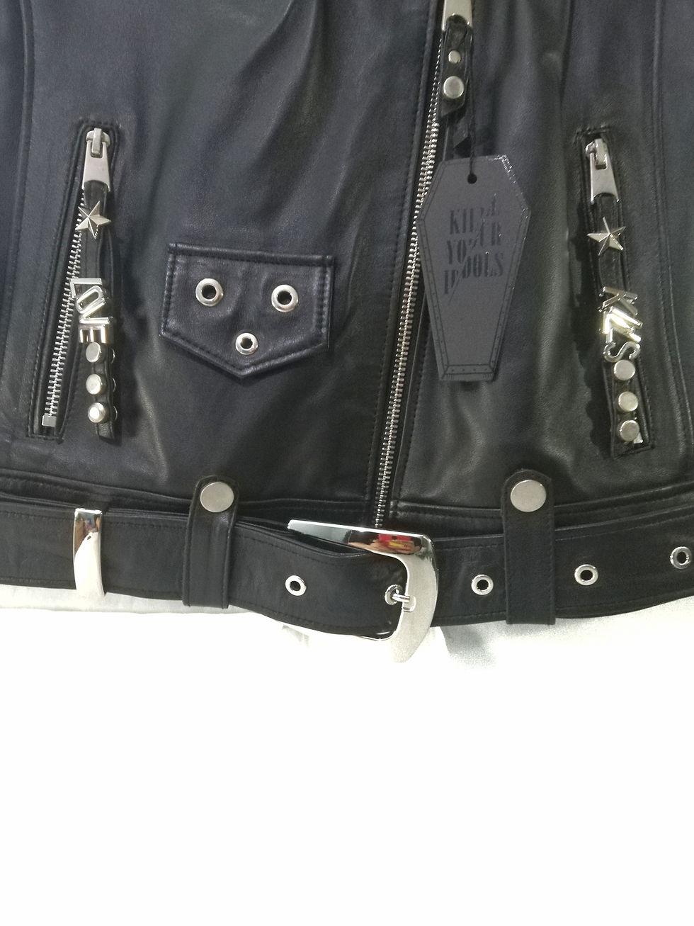 الصورة المصغرة: Custom Slash Waistcoat