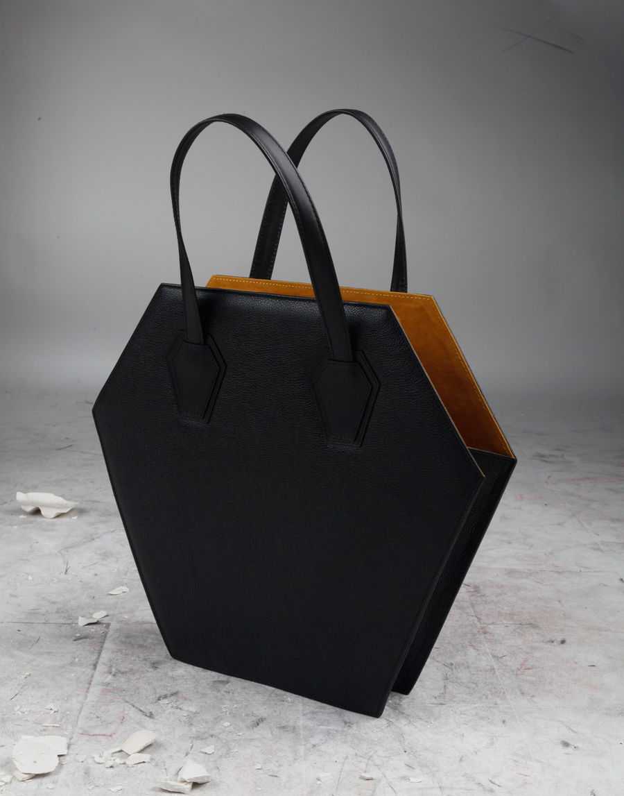 Miniatura: Stoker Leather Coffin Tote