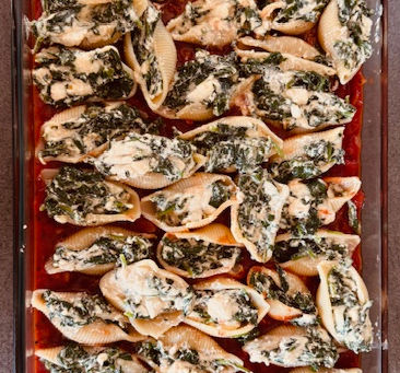 Pastaschotel (conchiglioni) Spinazie ricotta