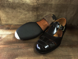Crockett & Jones (クロケット ジョーンズ)ハーフラバー+トゥスチール