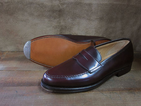 Crockett & Jones (クロケット ジョーンズ) つま先スチール