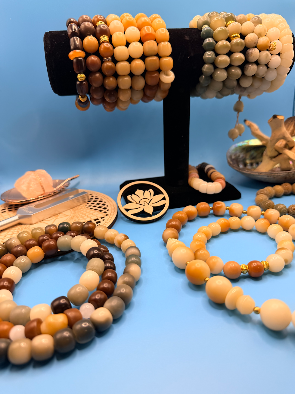 Thumbnail: Sandalwood Velvet Bodhi Bracelet
