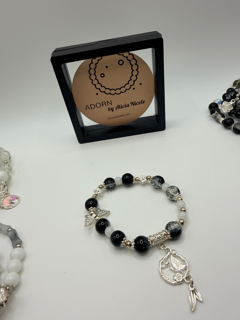 Thumbnail: Onyx Lustre Flexible Charm Bracelet