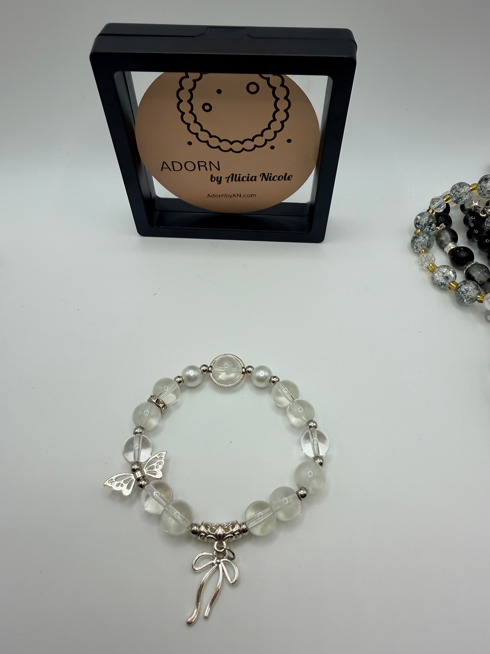 Thumbnail: Pearl Lustre Flexible Charm Bracelet