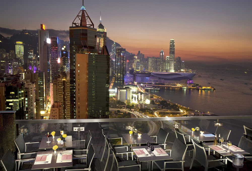 10 Best Rooftop Bars in Hong Kong