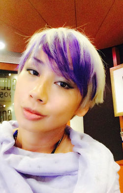 Vern Studio Purple Hair 2