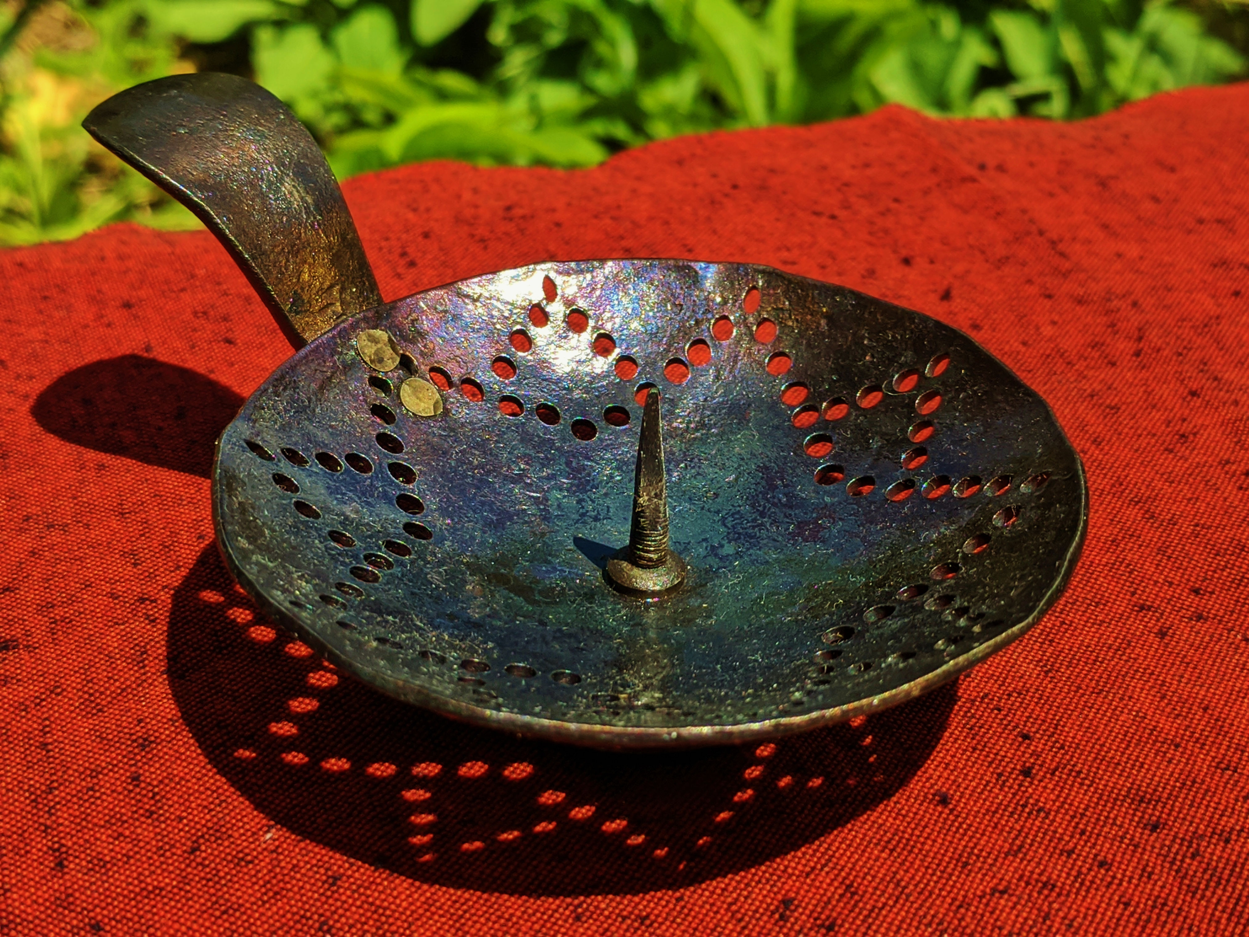 Izumo steel candle holder