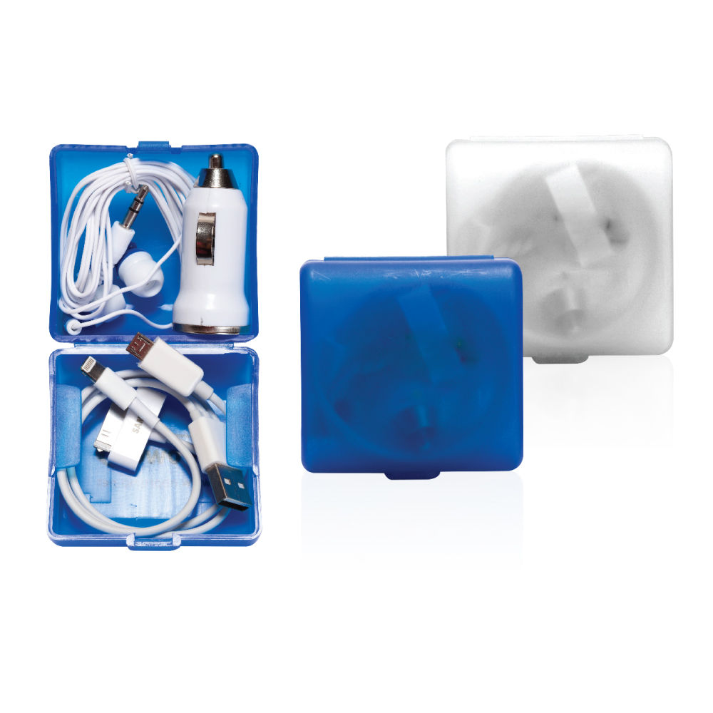 מוליך - סט מושלם לרכב הכולל מטען USB לרכב , אוזניות כפתור וכבל USB עם 3 מתאמים ב