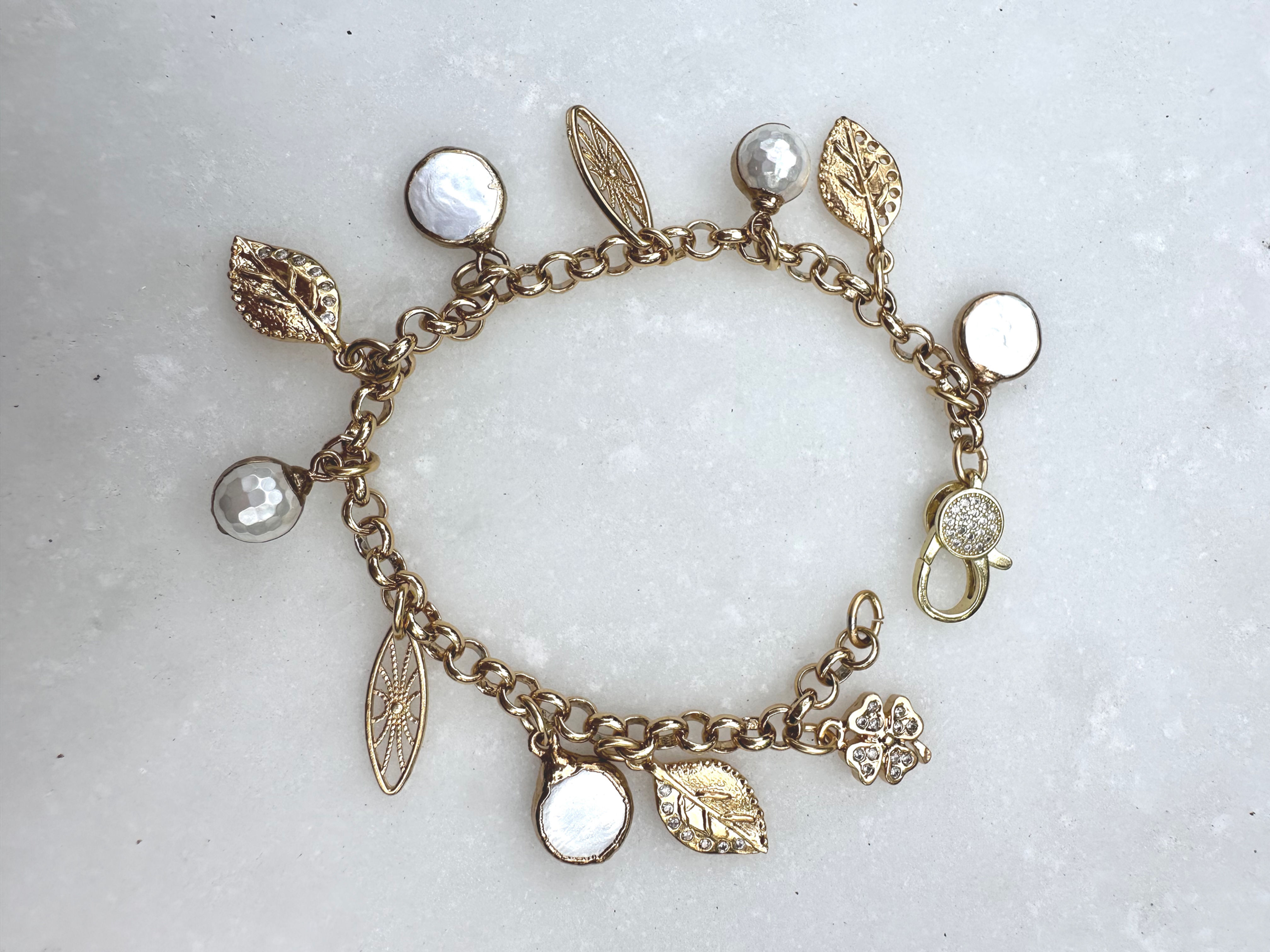 Custom-Rodeo in sapphires Bracelet Deposit