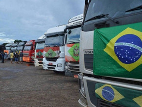Governo Federal inclui caminhoneiros entre grupos prioritários para a vacina contra a Covid-19