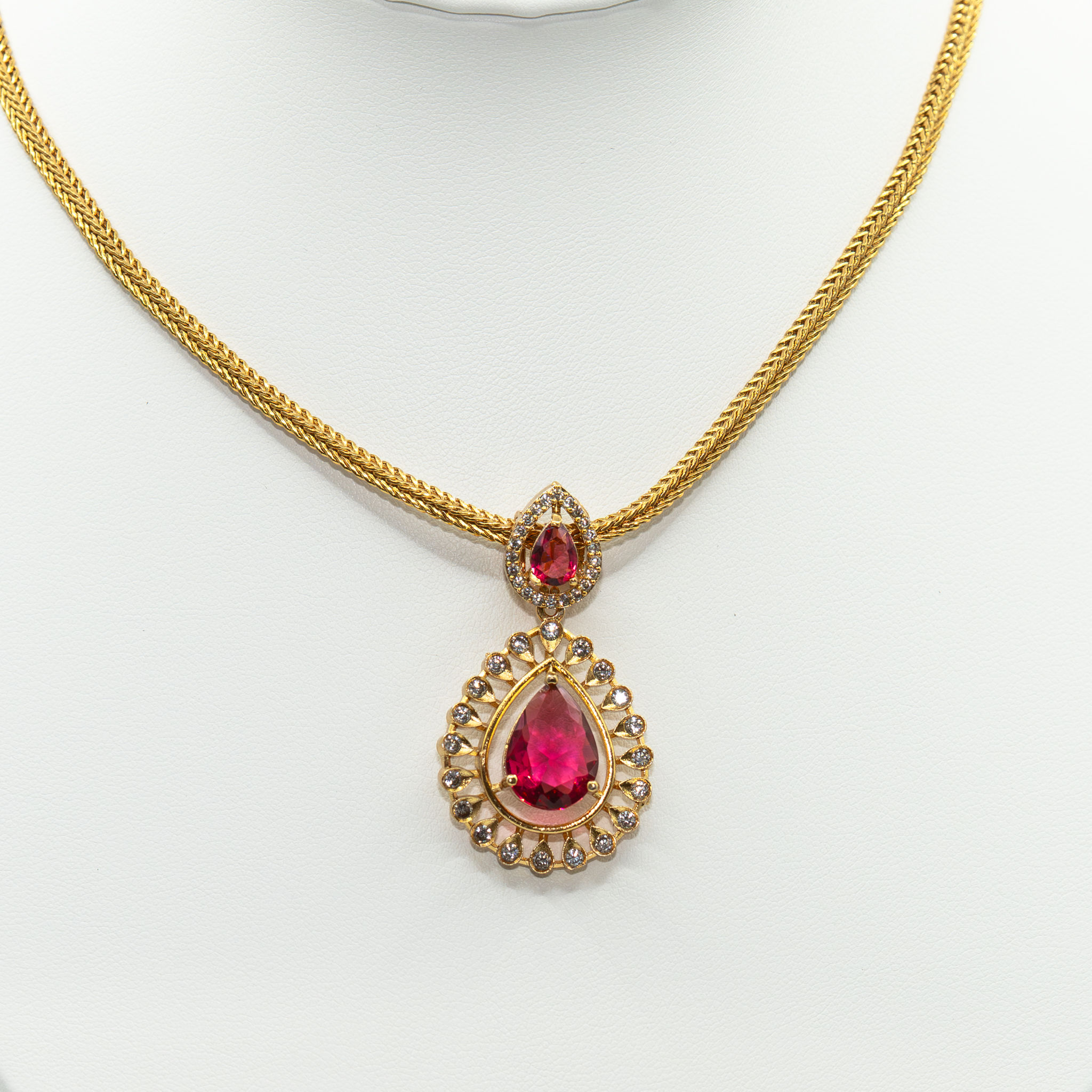 Royal Red Teardrop Pendant Necklace