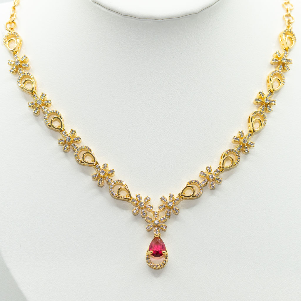 Roselle Radiance Necklace
