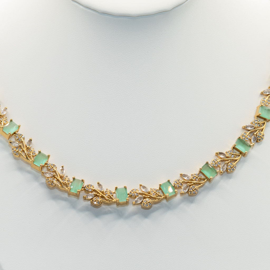 Verdant Grace Necklace