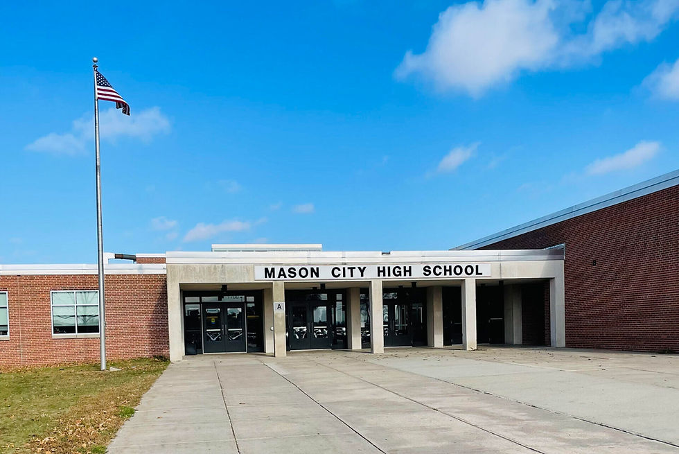 Book banning discussed at Mason City School Board Meeting