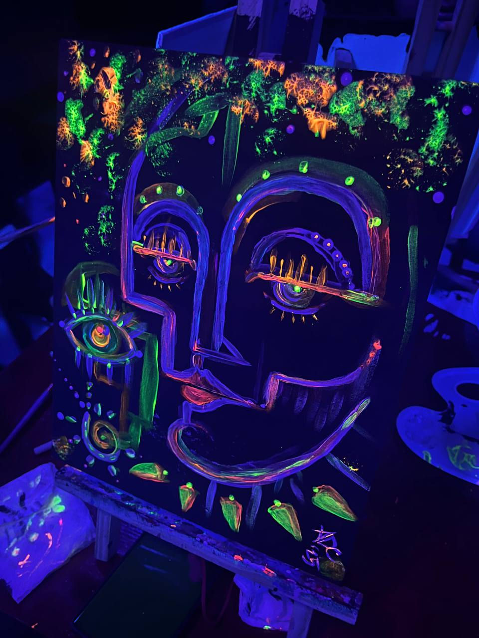 Miniatura: Pittura neon su tela + aperitivo venerdì 15 maggio ore 19.30 Mosaic €30