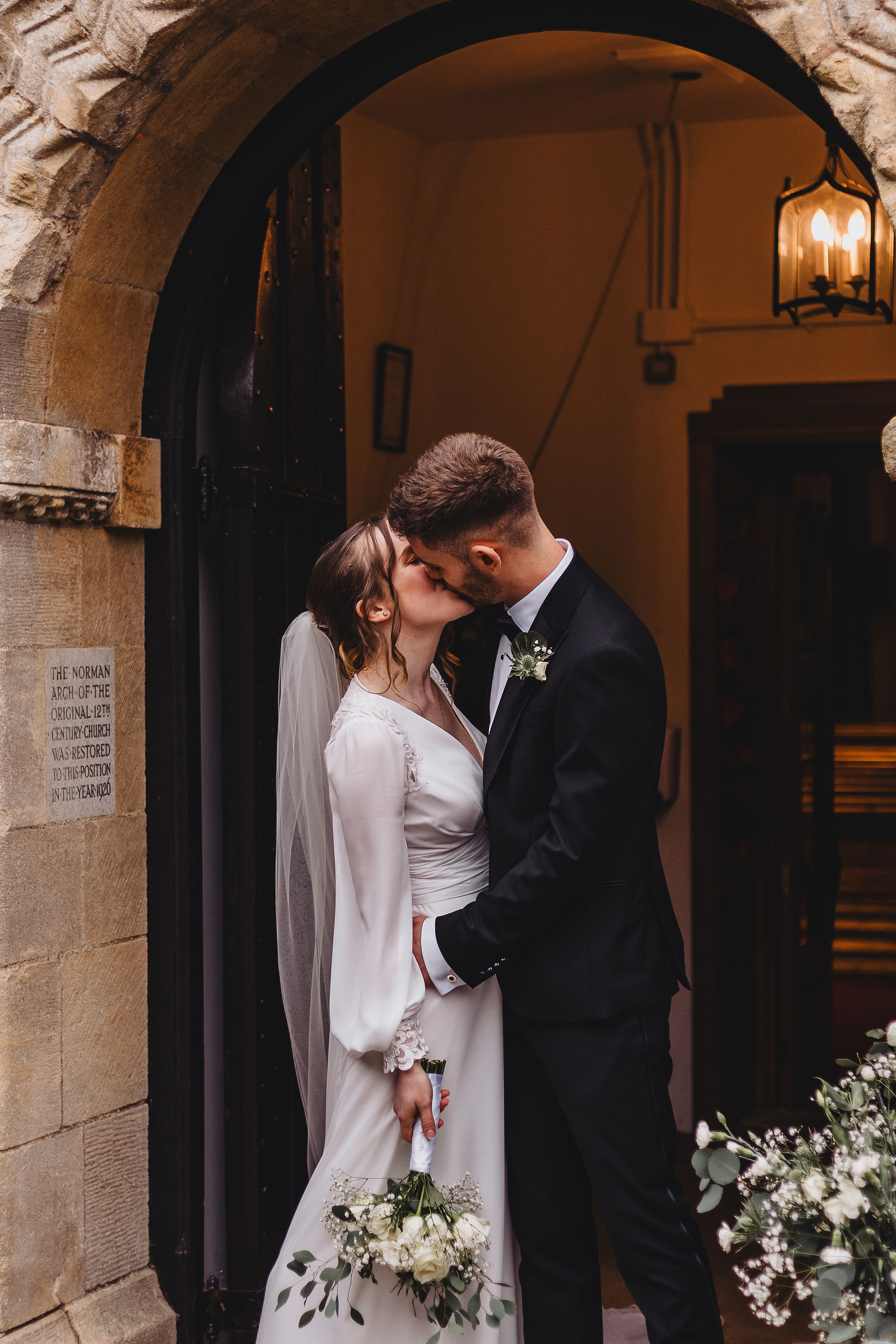 Wedding Ceremony | autumn winter wedding | Olivia Hill Photography