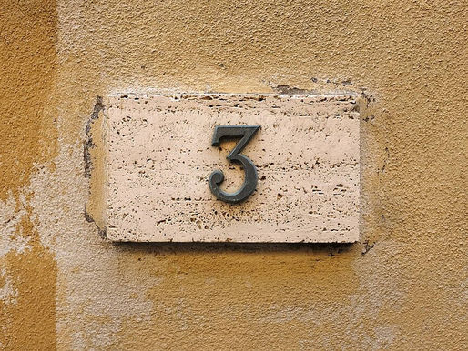 Casa ou empresa de número 3 - expressividade