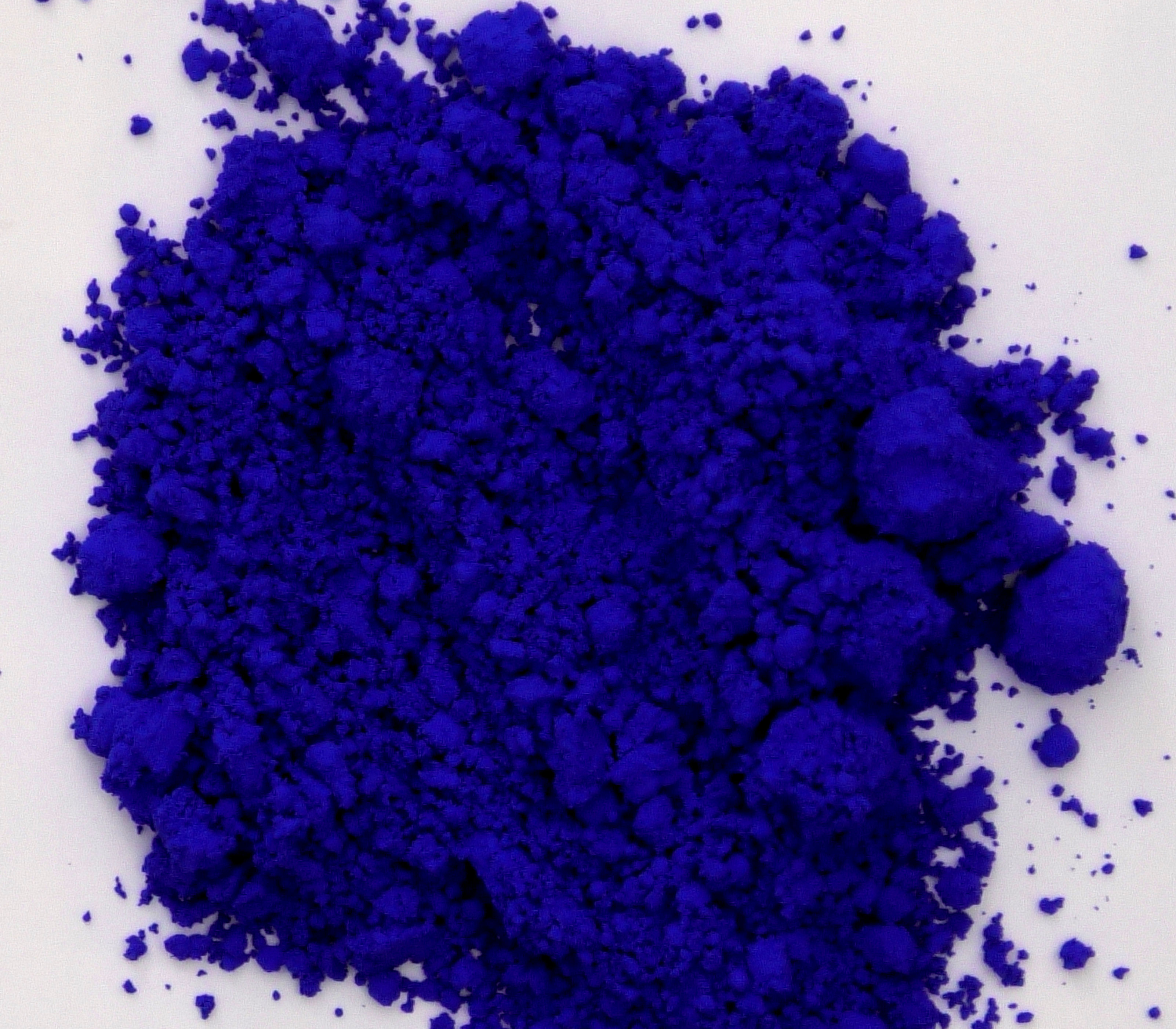 אולטרה מרין כחול