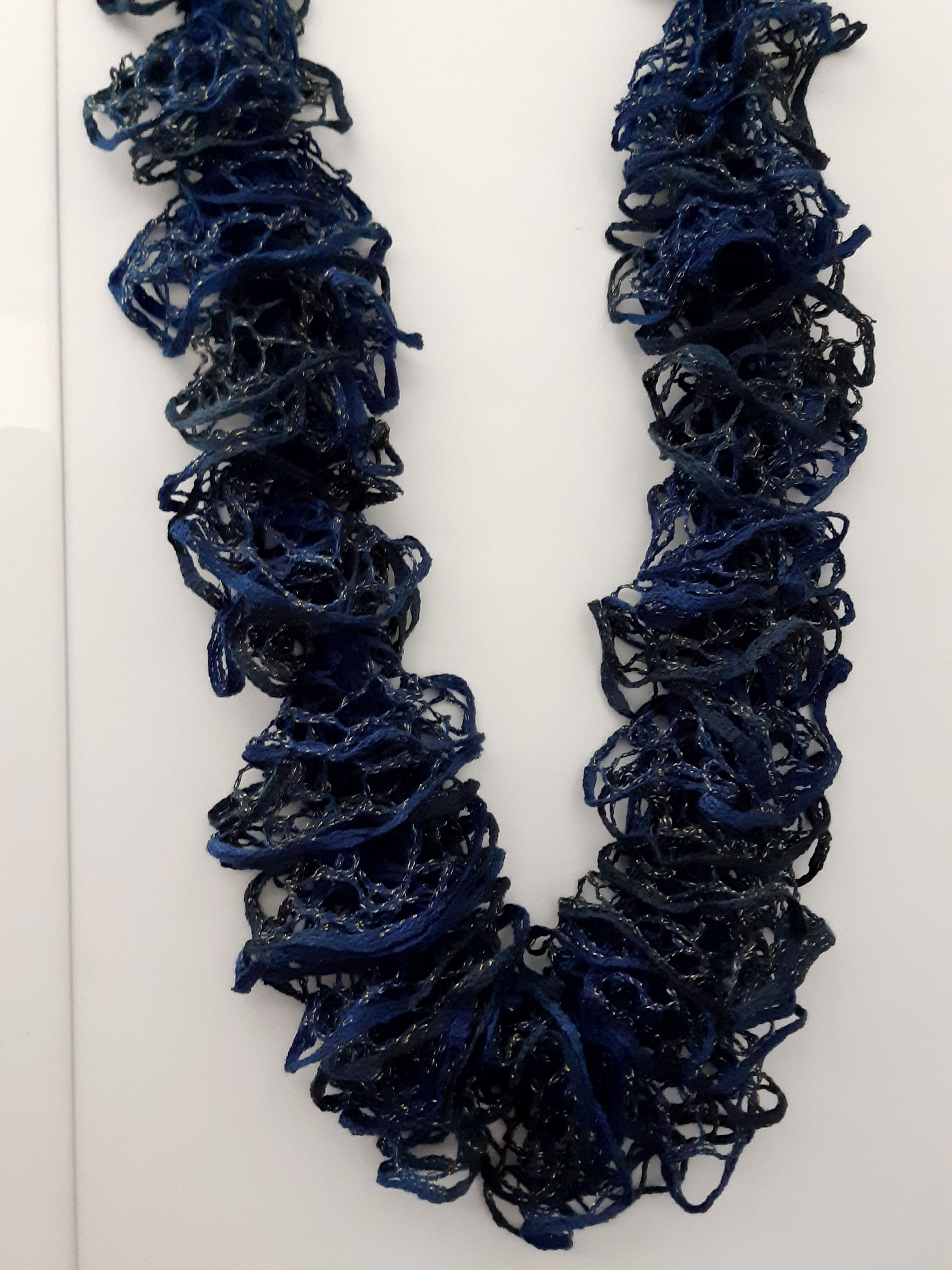 צעיף מסתלסל * 1101