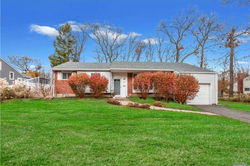 11 Laurel Drive Port Jefferson