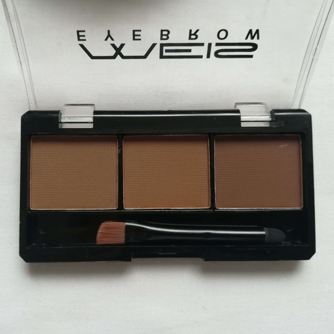 matte brown eyeshadow / brow powder- meis