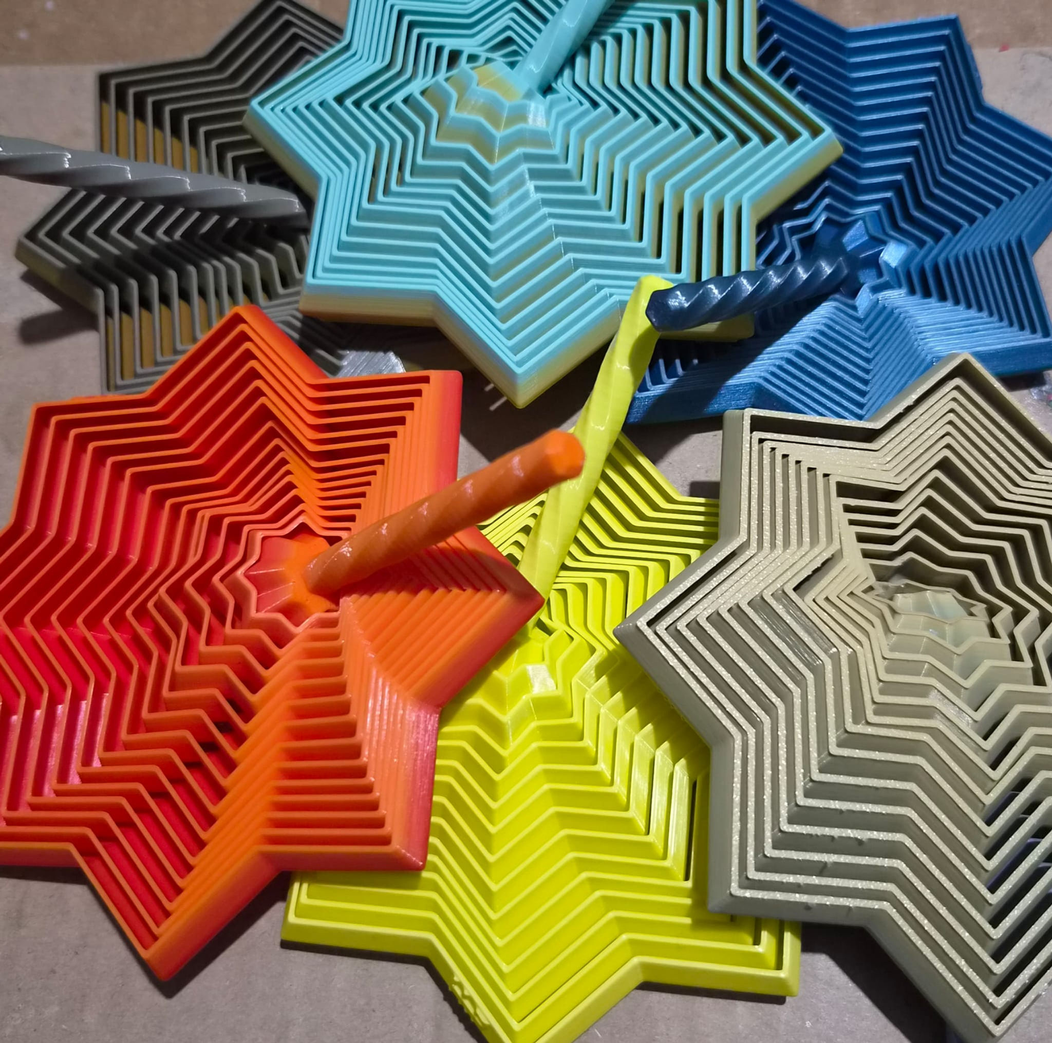 8 Köşeli Yıldız (Şemsiye) / 250 Adet