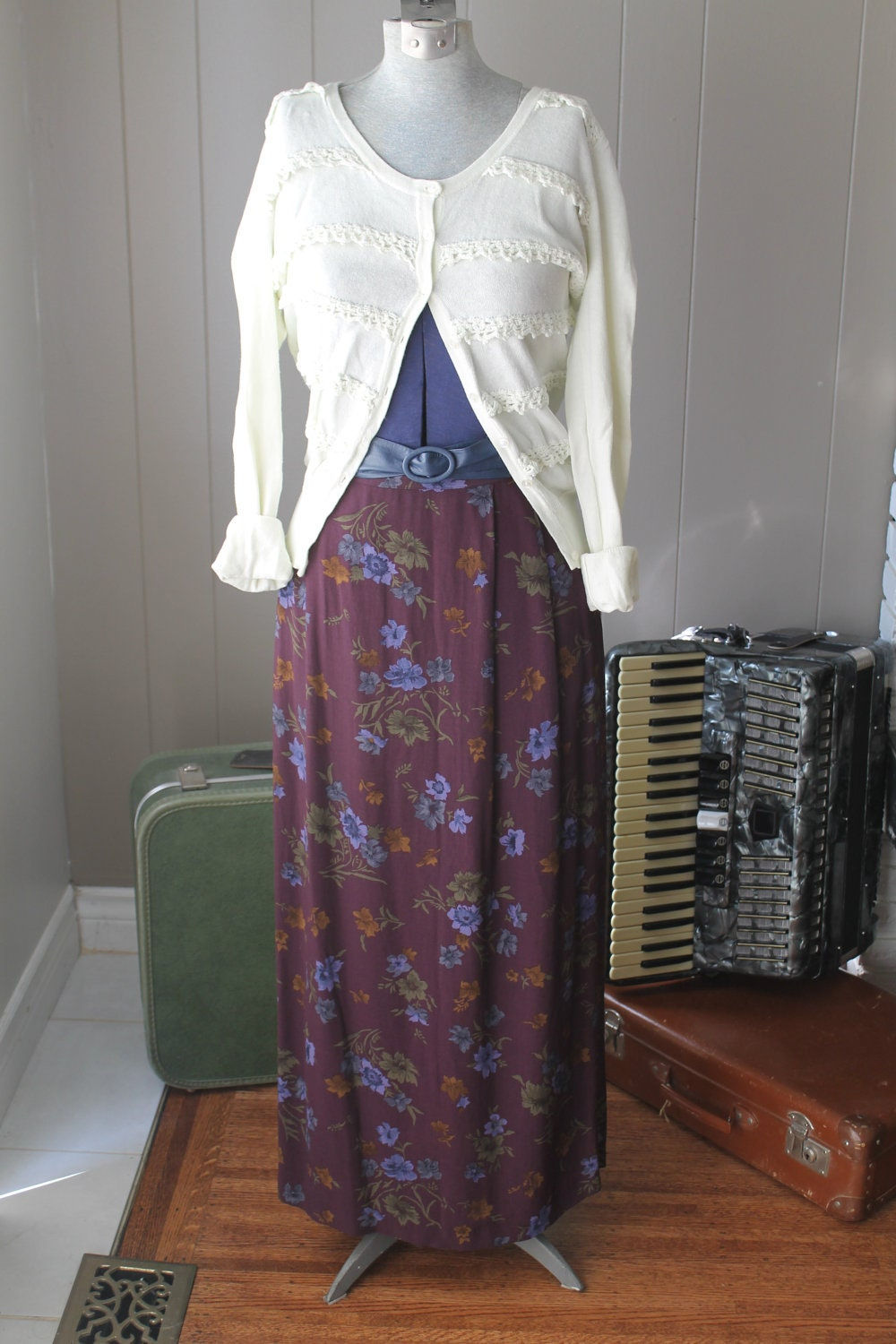 Laura Scott floral rayon skirt Edwardian style Victorian Skirt bohemian dirndl o