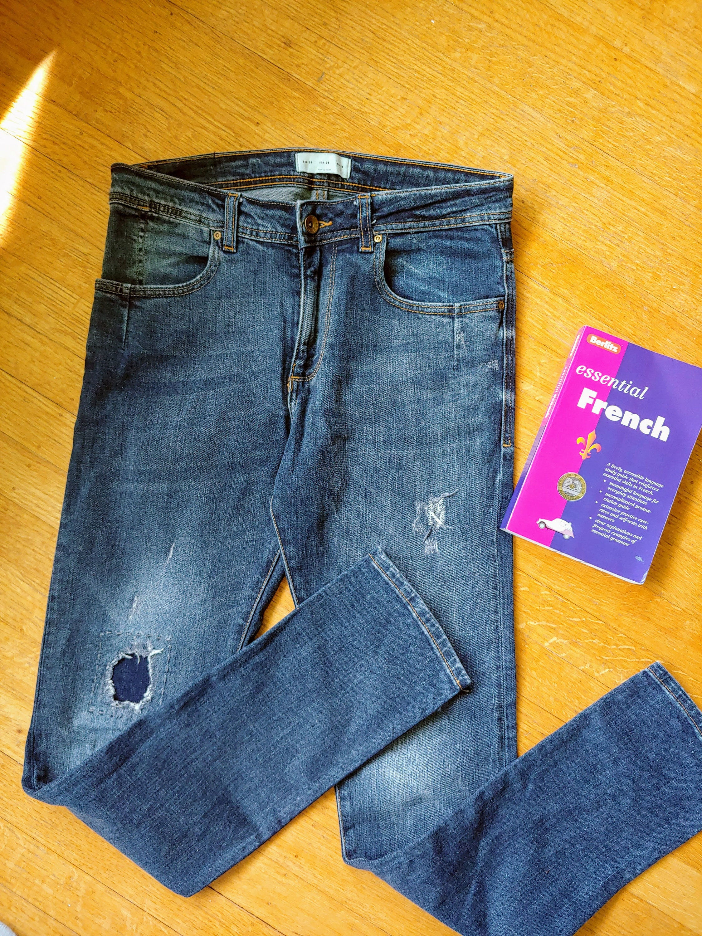 90s Distressed Jeans - 32 inch waist - Ripped and Torn Zara Jeans - Dark Wash Je