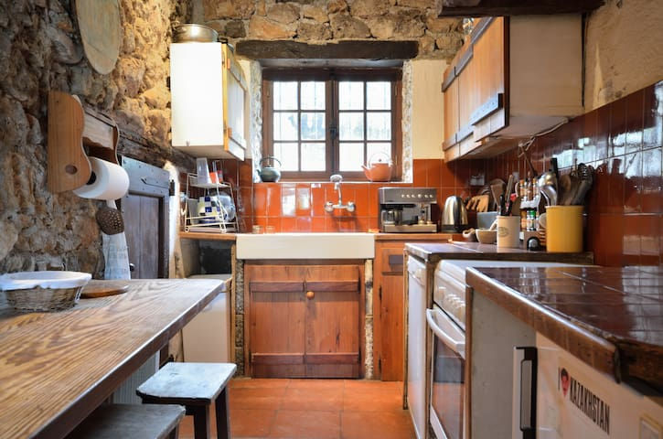 La cuisine toute équipée