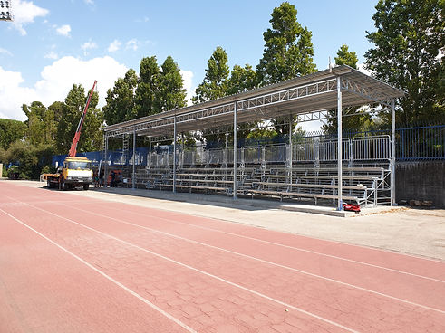 Tribuna 2.jpg
