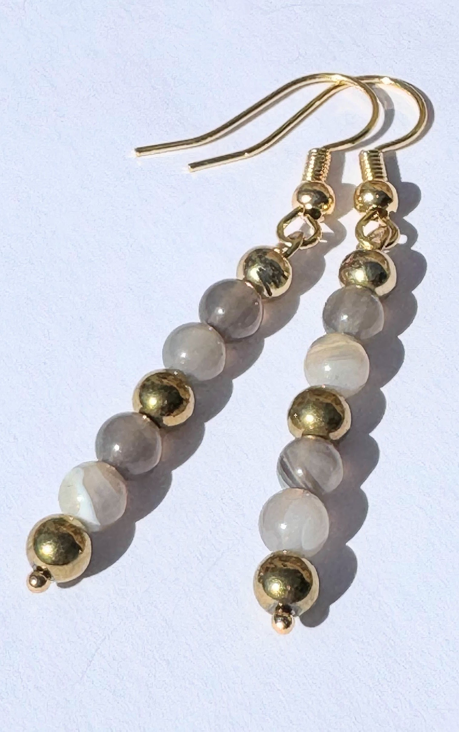 🟤 Les petites INDISPENSABLES dorées – Agate du Botswana & Or 18K