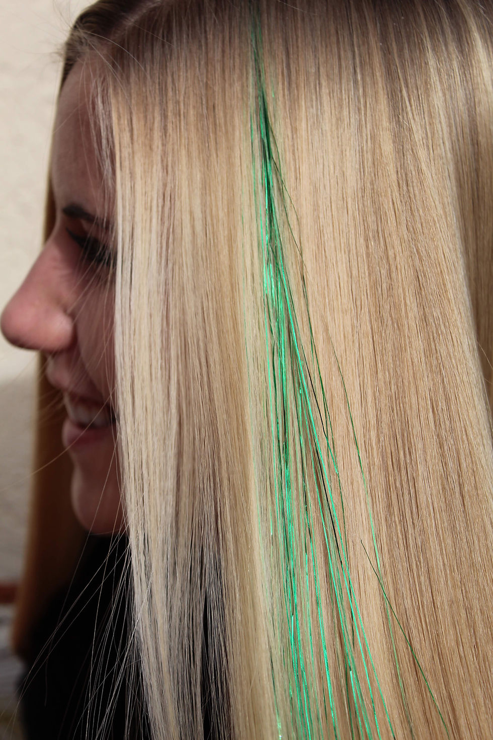 Thumbnail: Emerald Green - Tape-in Tinsel Extensions