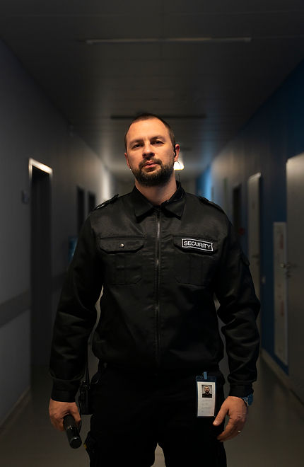 security-guard-workspace.jpg