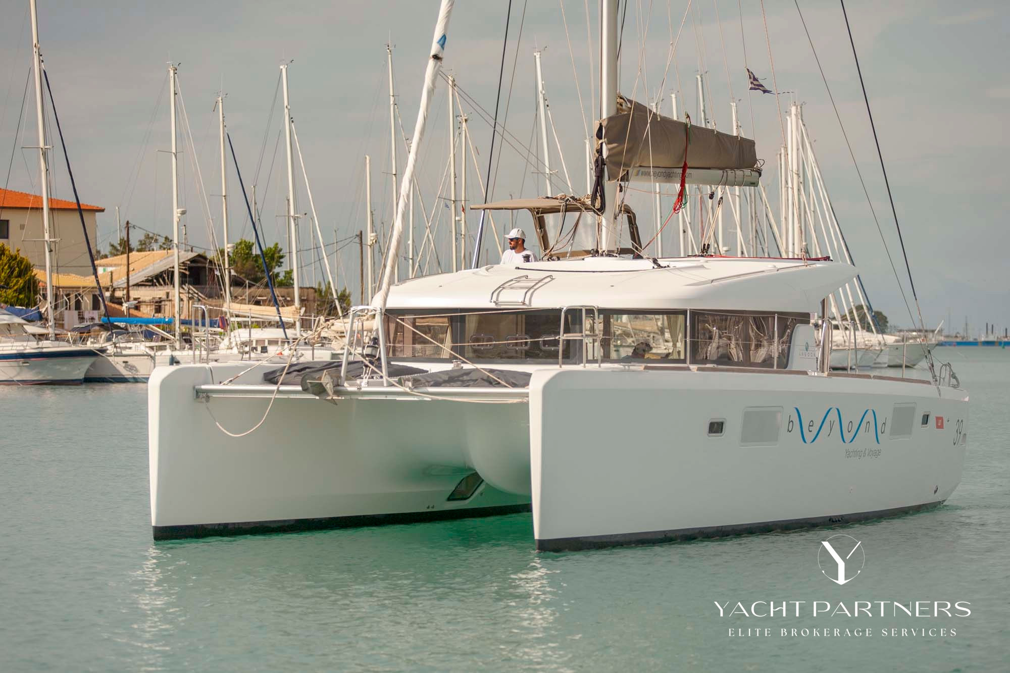 LAGOON 39 for sale