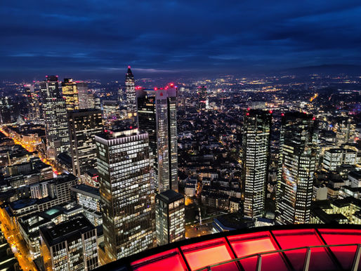 Explorer Frankfurt: Votre guide du routard ultime du voyage à Francfort sur le Main