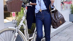 « La mode pour les 50 ans et plus : Style et confort »