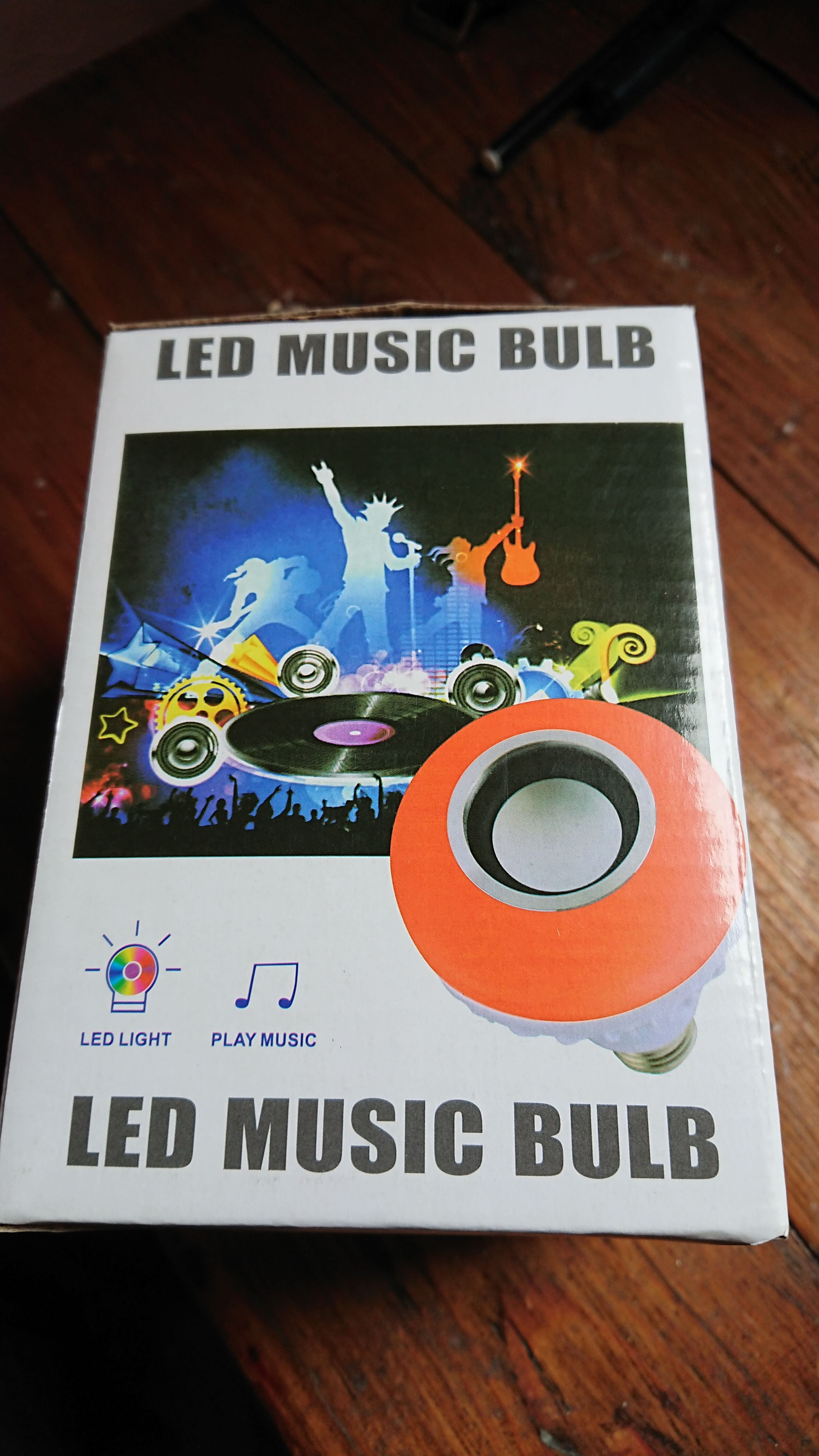 Lampara Led Music Bulb, con coneccion bluetooth, control remoto, cambio de color
