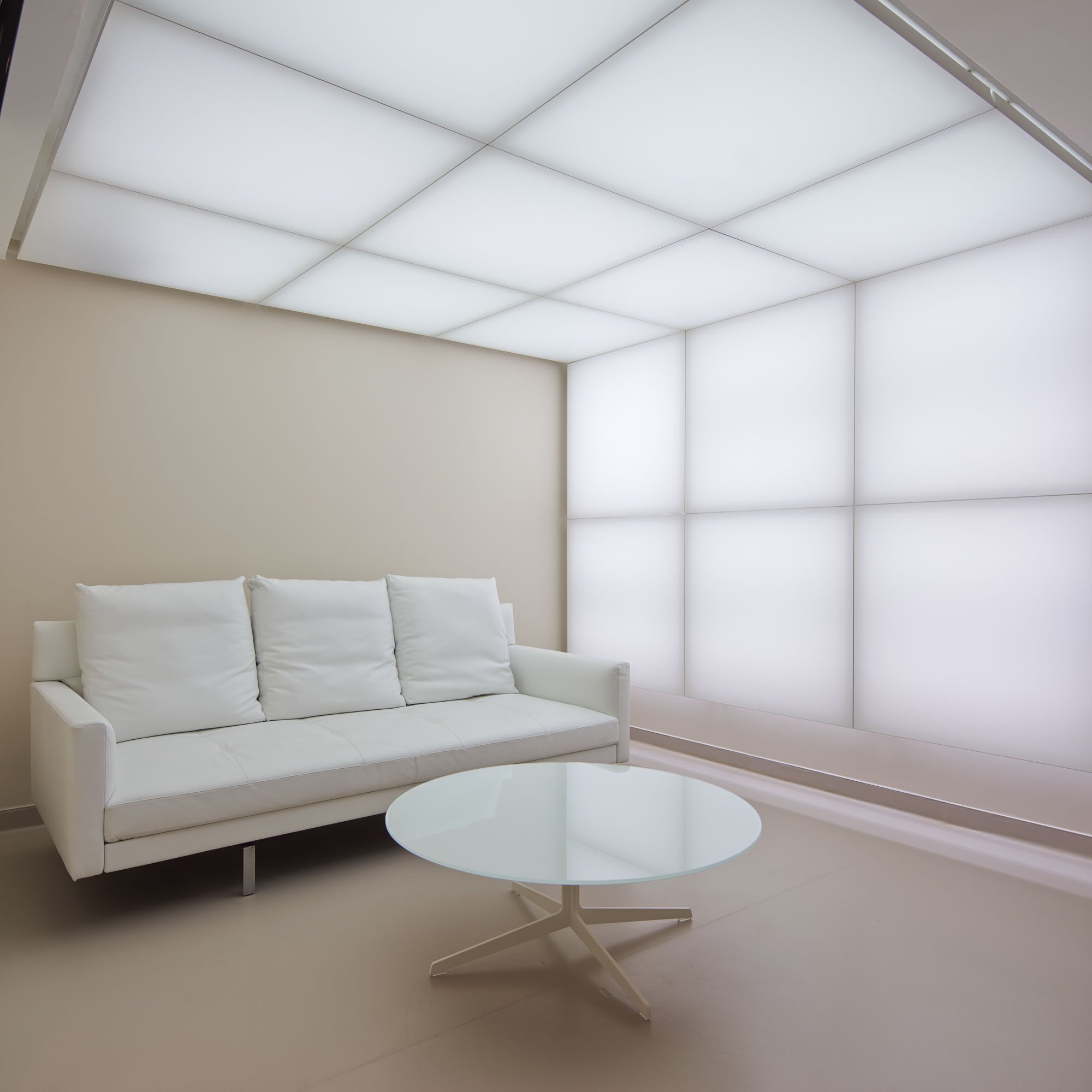 Led Aydinlatmalar Loox Mobilya Led Aydinlatma Isikli Boru Askilik Led Profiller Isikli Raf Isikli Paneller Dolap Aydinlatma Cekmece Ici Aydinlatma