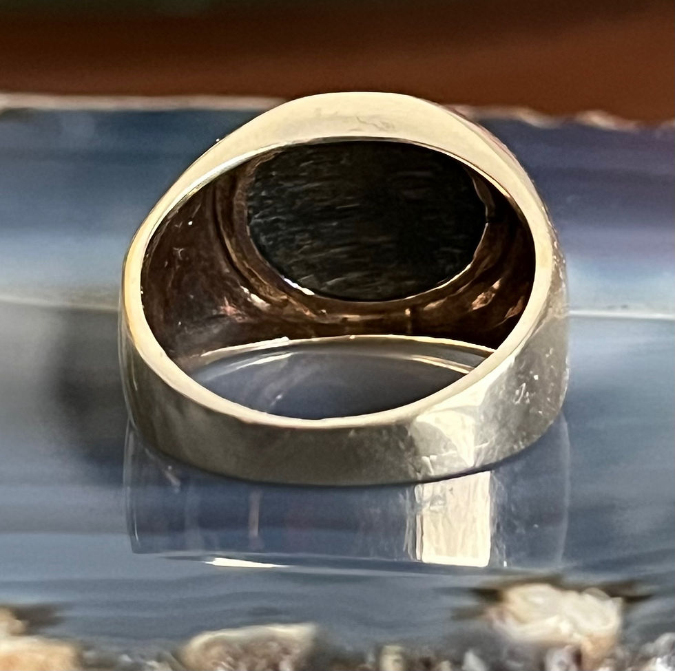 Thumbnail: Vintage Mens 10K Gold Cat's Eye Chrysoberyl Signet Ring