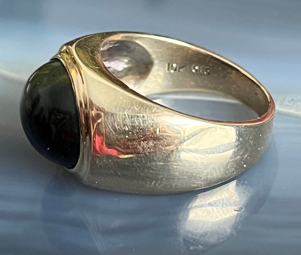 Thumbnail: Vintage Mens 10K Gold Cat's Eye Chrysoberyl Signet Ring