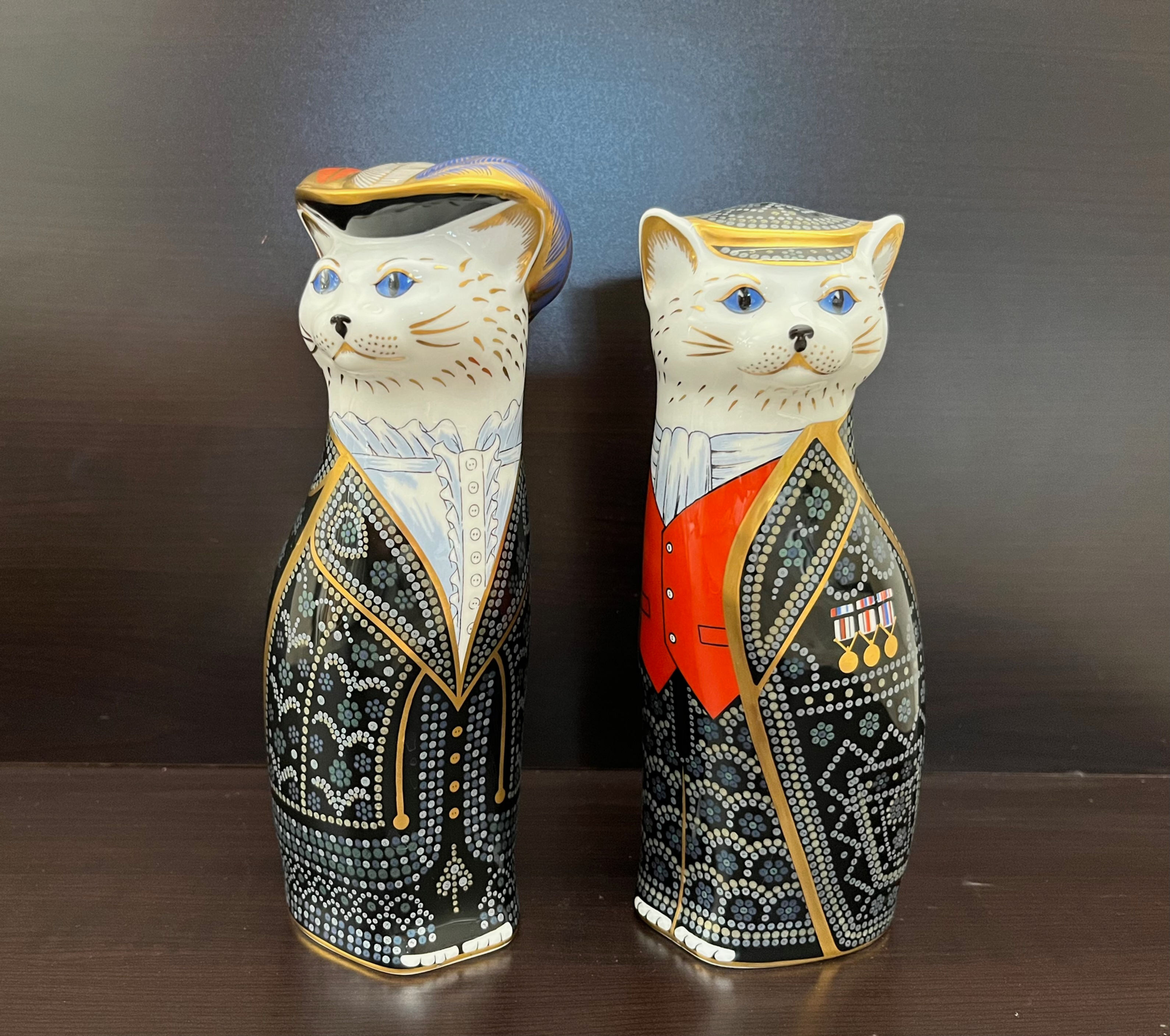 Royal Crown Derby Royal Pearly King and Queen Cat Paperweights