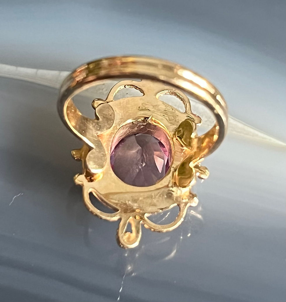Thumbnail: Antique 14K Yellow Gold Amethyst Ring