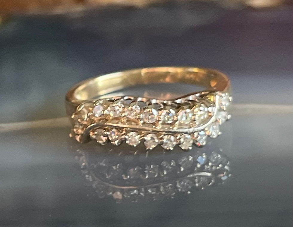 Thumbnail: Vintage 14K Yellow Gold Diamond Curved Wave Leaf Spray Band Ring
