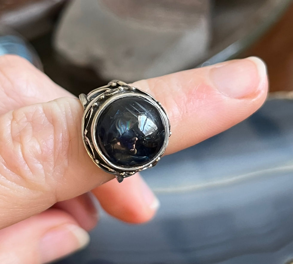 Thumbnail: Vintage Sterling Silver Boho Ring with Dark Blue Spinel Cabochon