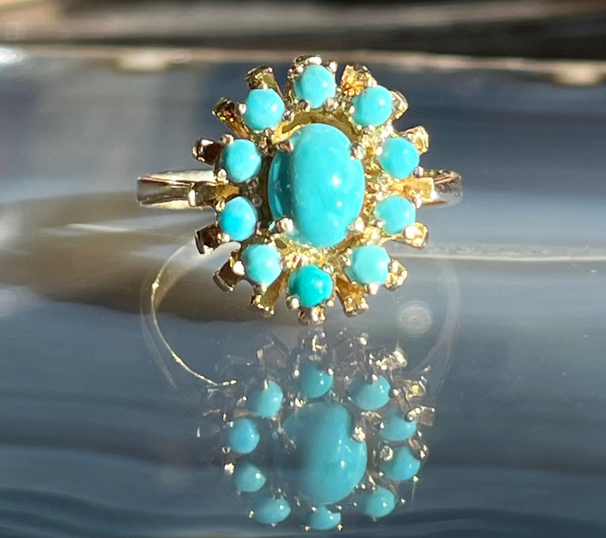 Vintage 14K Gold Turquoise Halo Cluster Cocktail Ring